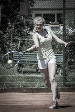 Ausschnitte 2413 - Sport-Shop Hiller Open